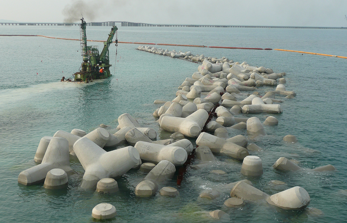 Jetties construction